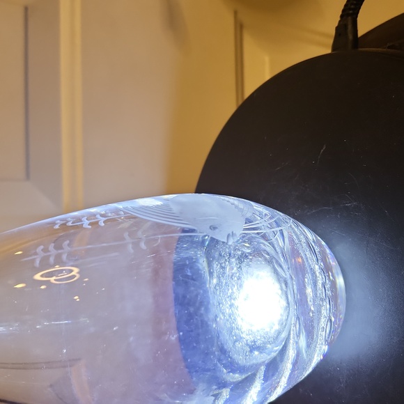 Scandinavian Vintage Bubble Base Vase With Etched Fish and Seaweed - Picture 7 of 12